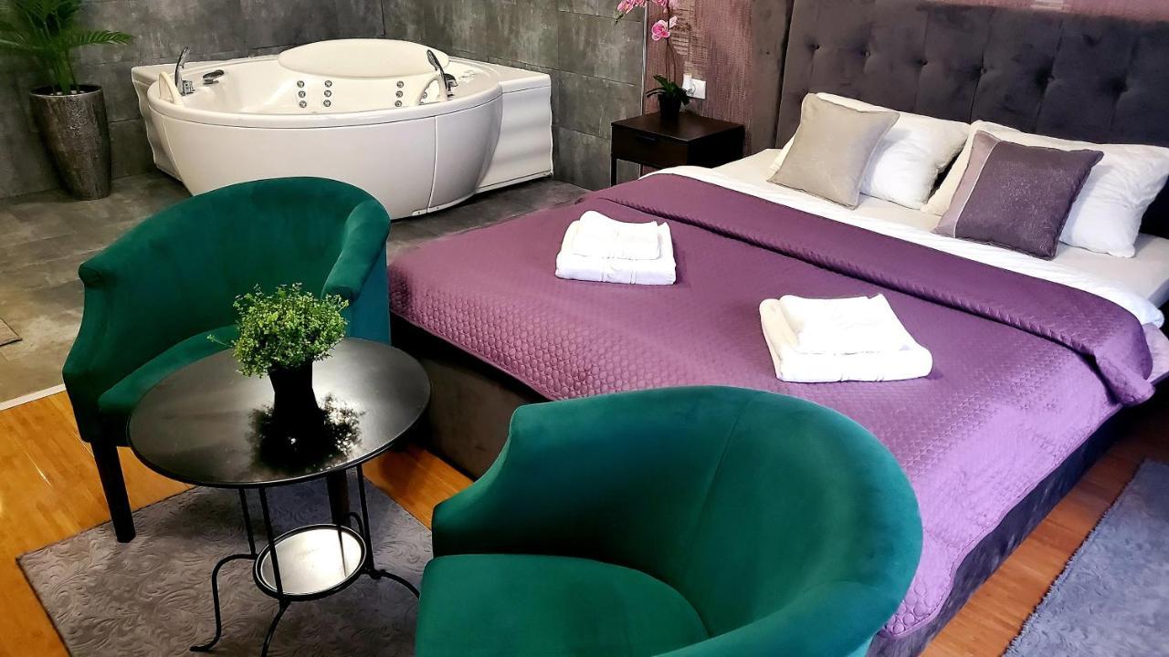 Restoran Orijent 5 Aparthotel Σόμπορ Εξωτερικό φωτογραφία