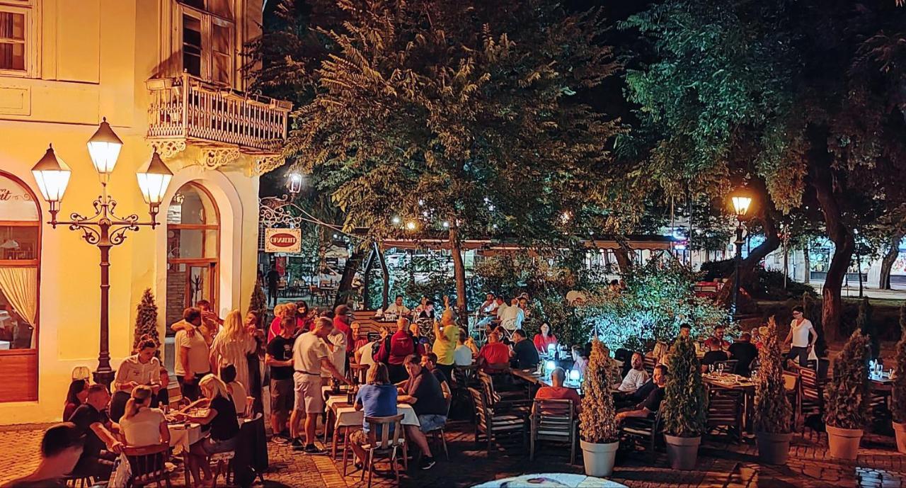 Restoran Orijent 5 Aparthotel Σόμπορ Εξωτερικό φωτογραφία